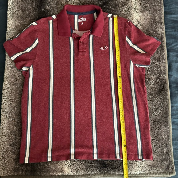 Hollister Polo in Red/White Vertical Stripes - Picture 2 of 3
